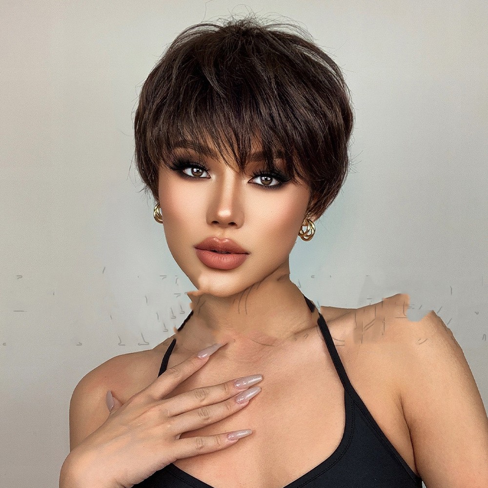 Reversed  Style With Six Colors And Short Straight Hair Wig photo 5