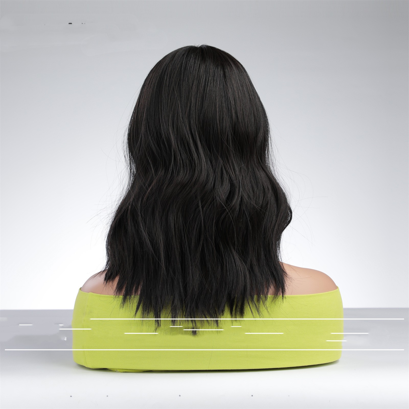 Medium Gradient White Shoulder-length Short Straight Hair Wig photo 4