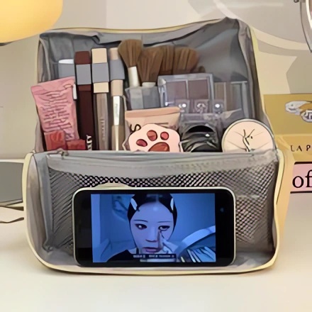 Vertical Cosmetic Bag Magnetic Vertical Large-capacity Portable Travel Cosmetic Toiletry Bag High-value Cosmetic Storage Bag photo 3