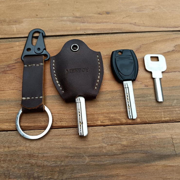 Handmade Leather Car Key Sleeve For Broken Key Car Key Cover For Men And Women Coffee photo 2