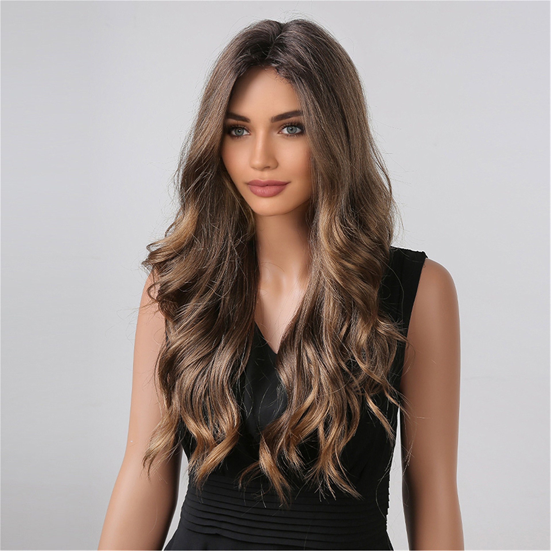 Brown Long Curly Hair European And American Wig photo 2