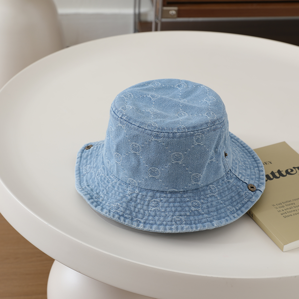 Washed Denim Jacquard Little Bear Fisherman Hat With Wide Brim And Rolled Edge Bucket Hat For Big Children's Outdoor Play And Leisure photo 5