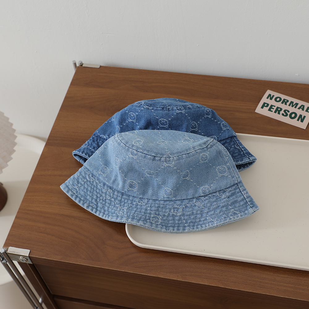 Retro Washed Baby Denim Fisherman Hat With Full Pattern Of Diamond-shaped Jacquard And A Small Bear On The Brim photo 6