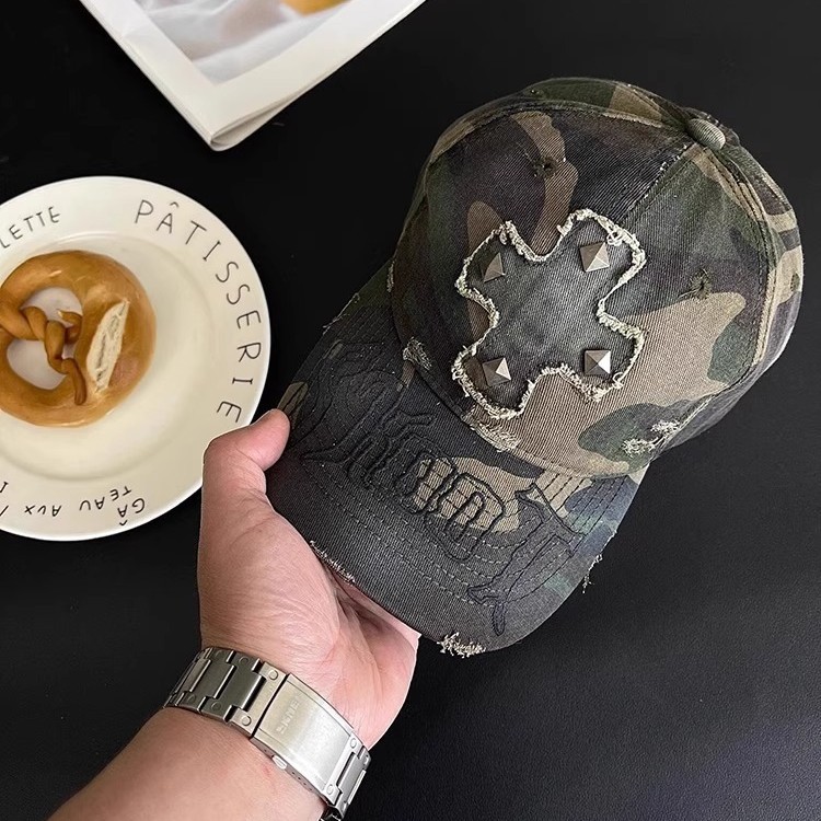 Vintage Distressed Water-washed Letter Baseball Cap With Korean-style Vintage Rivets And Curved Brim Fedora Hat With Soft Top, Trendy And Versatile Casual Hat photo 4