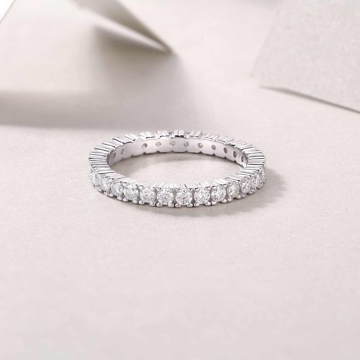 S925 Silver 2.2g Platinum Plated Moissanite Eternity Ring, 2.5mm 30pcs D VVS1 Pave Band, GRA Certified US 5-9 photo 6