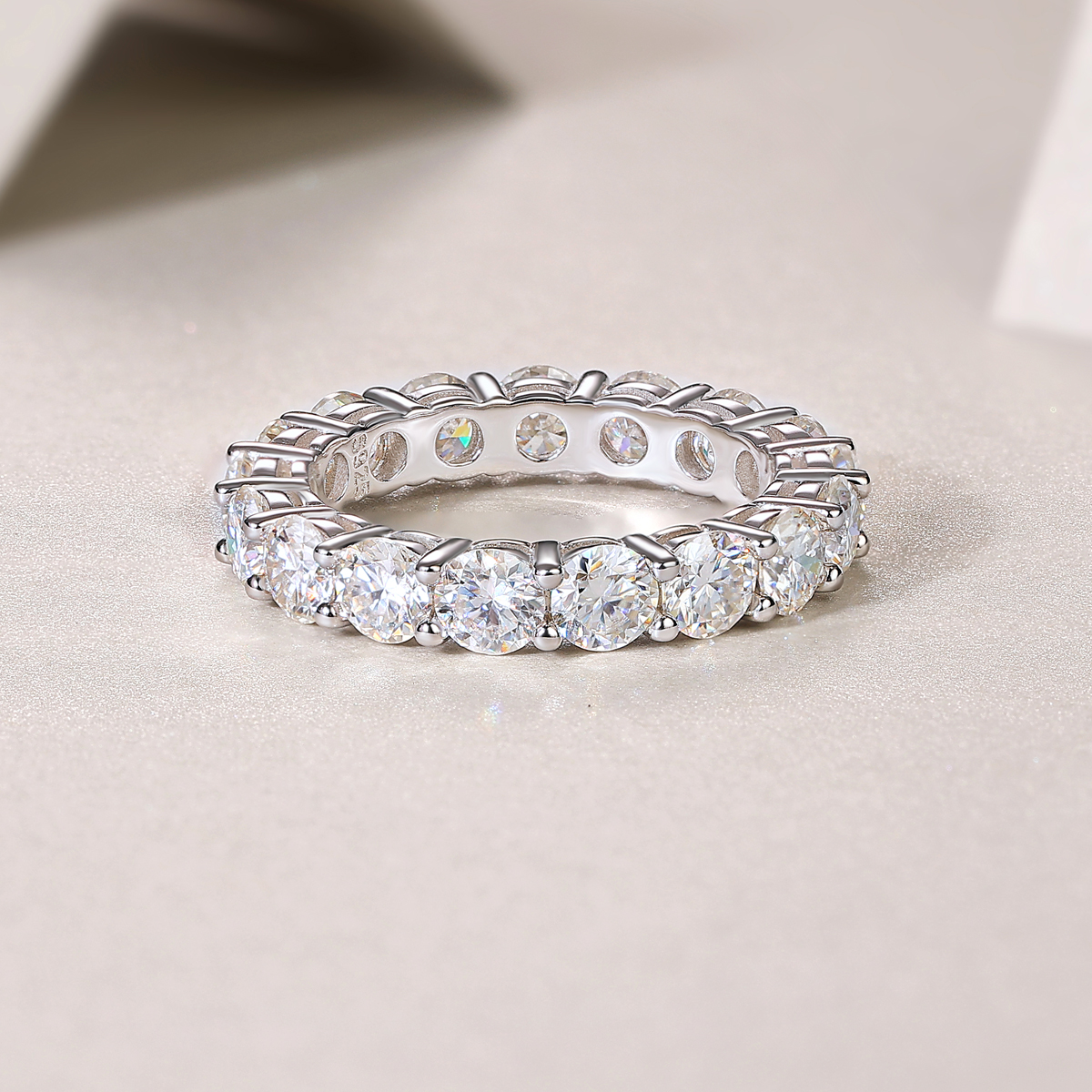 S925 Silver 3.6g Platinum Plated Moissanite Eternity Ring, 4.0mm 17 Stones D VVS1, GRA Certified US 5-9 photo 7