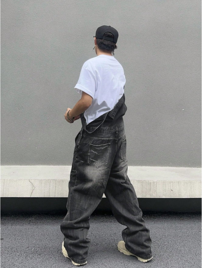 Men Black Denim Overalls Loose Fit Bib Pants Workwear Style Casual Jeans Jumpsuit Wholesale Ready Stock photo 4