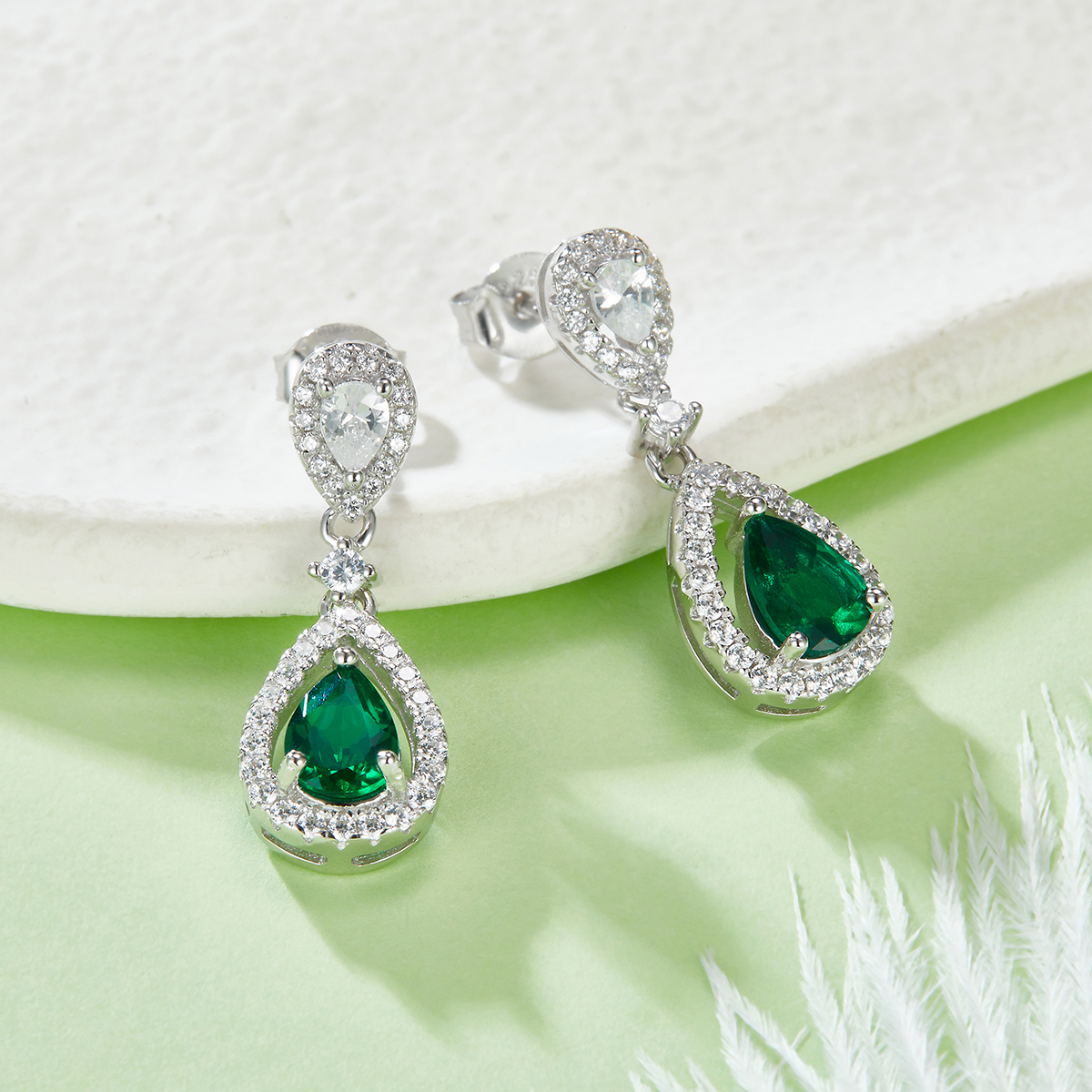 S925 Silver 3.5g Platinum Plated 1.6ct Lab-Created Emerald Drop Earrings, 7x5mm Pear Cut, Pair photo 2