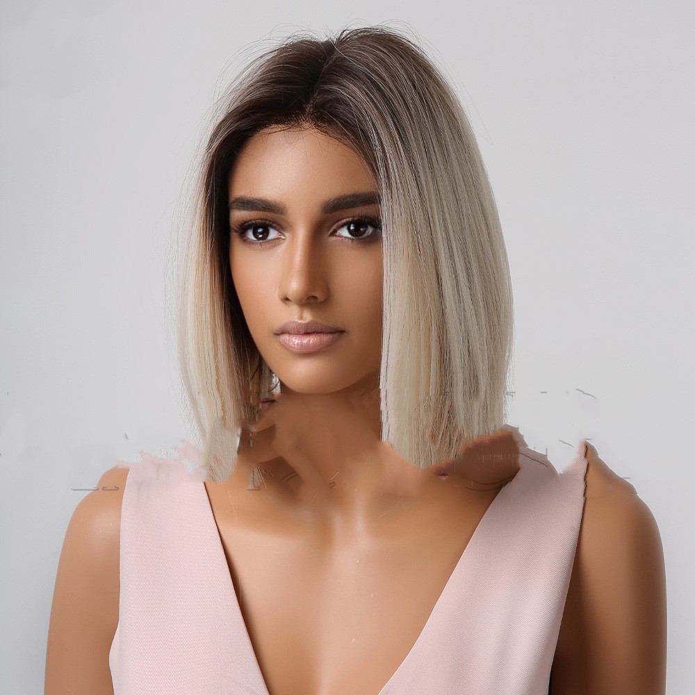 Medium Gradient White Shoulder-length Short Straight Hair Wig photo 7