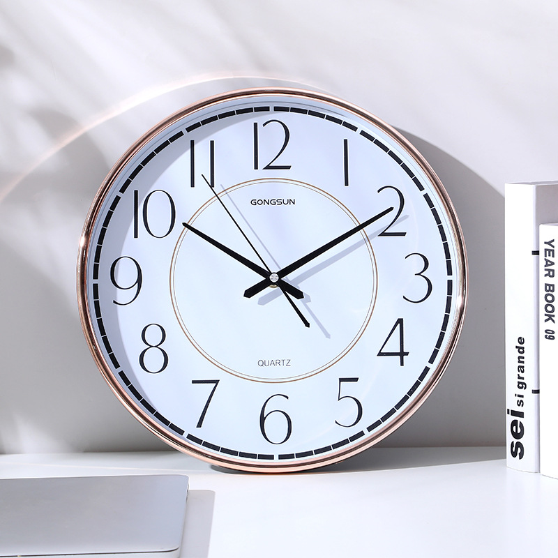 Wall Clock Office Simple Nordic Atmosphere Home Fashion Creative Bedroom Round Clock photo 3