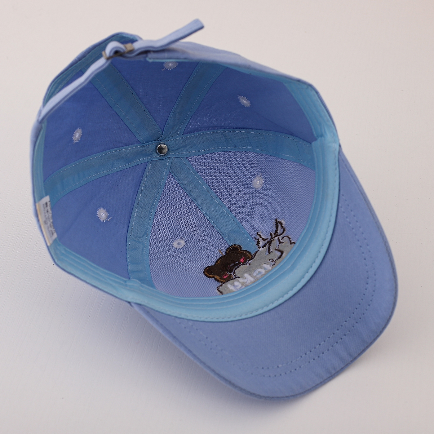 Children's Single-color Cute Little Bear Bow Tie Embroidered Adjustable Simple Casual Baseball Cap Suitable For Travel And Sports photo 2