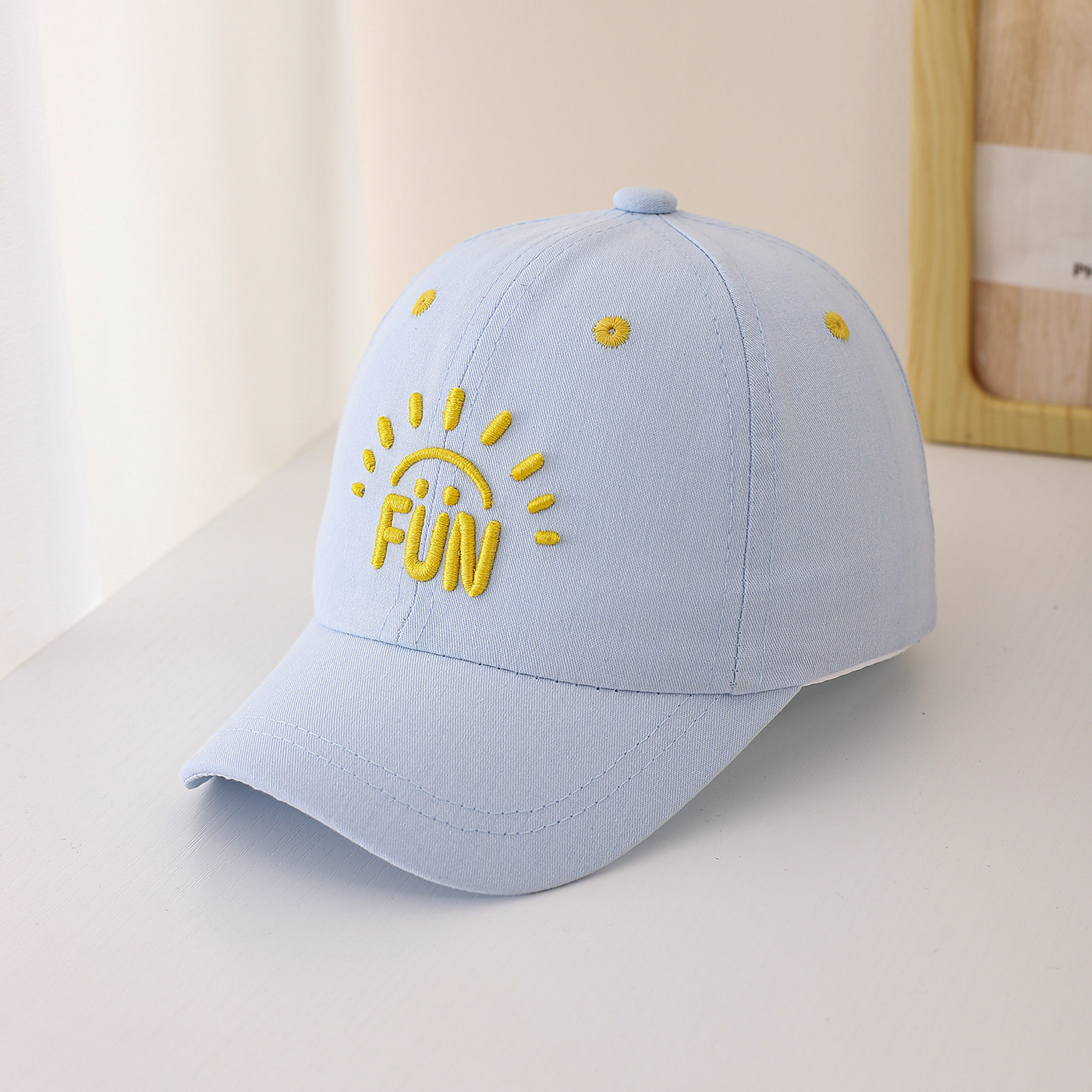 Children's Single-color Three-dimensional Letter Sun Embroidery Adjustable Simple Casual Baseball Cap Suitable For Outdoor Outings And Shopping photo 5