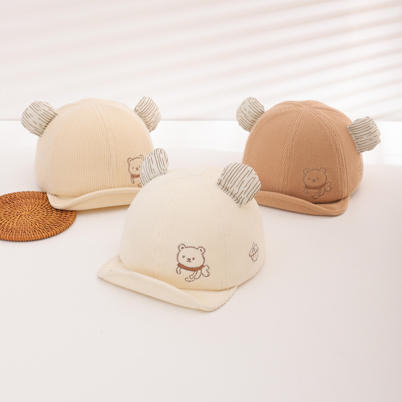 Fall Boys And Girls Bear Embroidered Soft Top Short Brimmed Hat For Baby Soft Corduroy Children's Outdoor Travel Hat photo 3