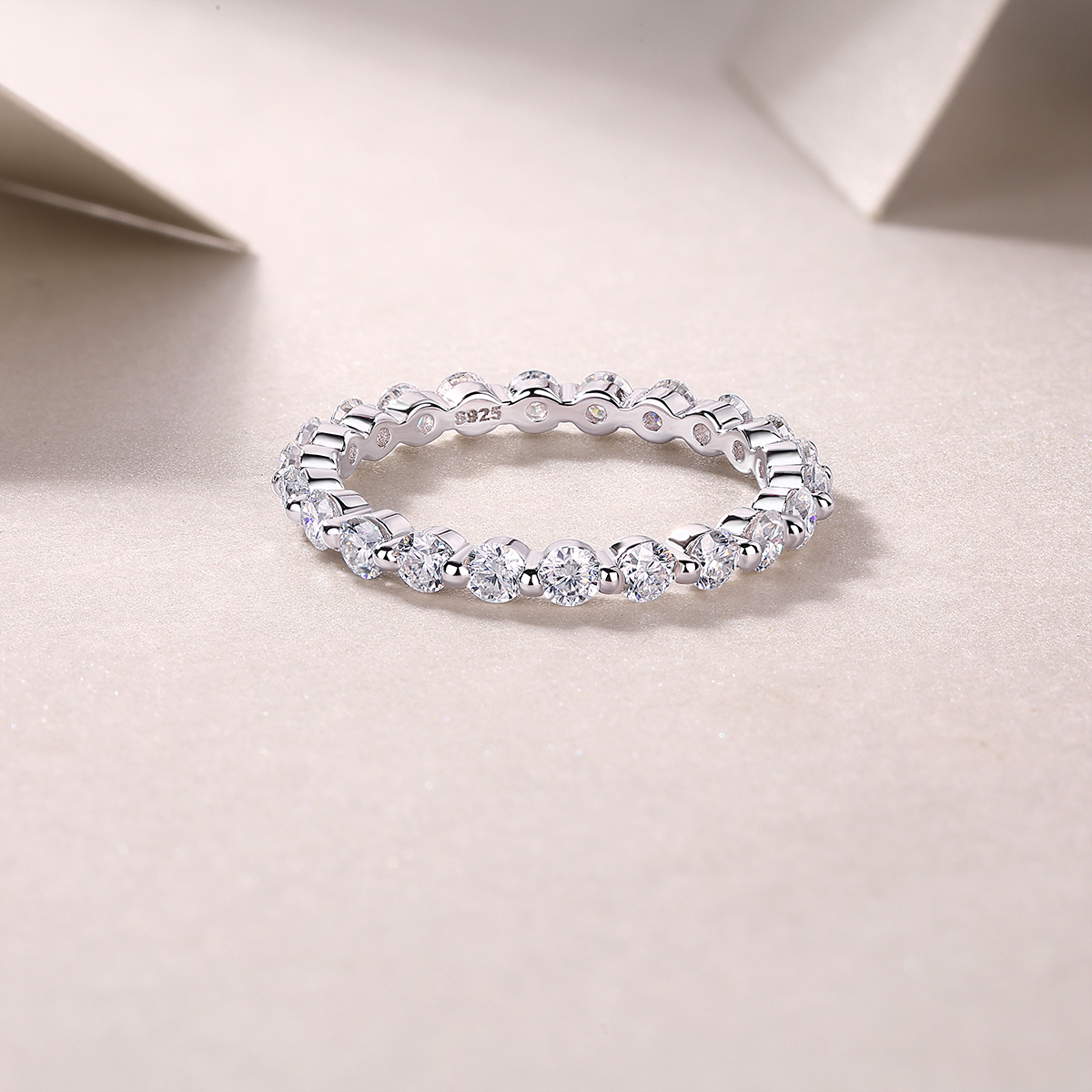 S925 Silver 1.6g Platinum Plated Moissanite Ring, 3.0mm Wavy Eternity 22pcs D VVS1 Band, GRA Certified US 5-9 photo 5