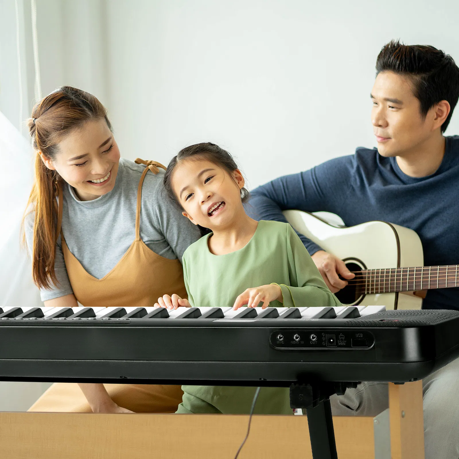 [Do Not Sell on Amazon] GEP-109 61 Key Lighting Keyboard with Piano Stand, Piano Bench, Built In Speakers, Headphone, Microphone, Music Rest, LED Screen, 3 Teaching Modes for Beginners photo 8