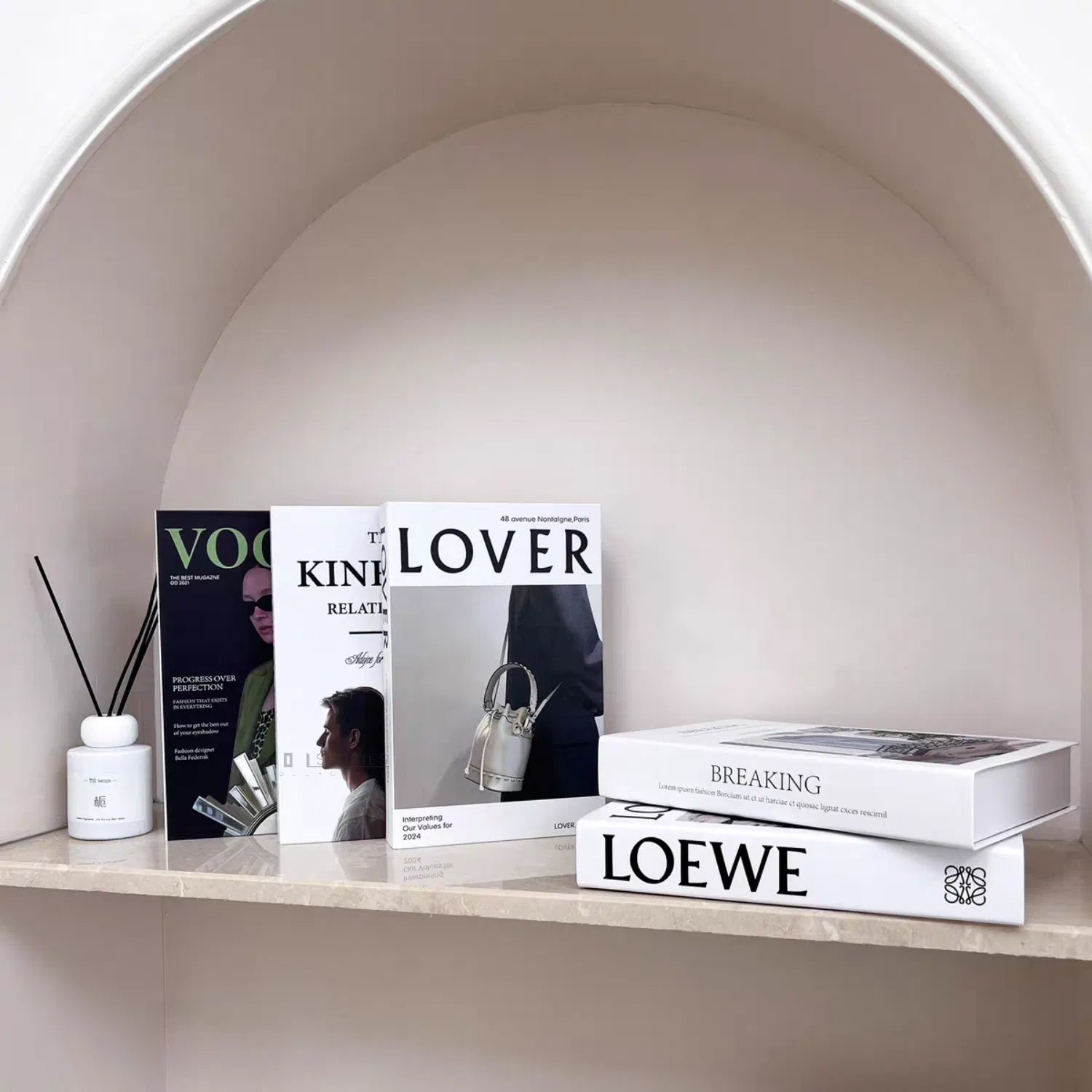 Teren Decorative Book photo 3