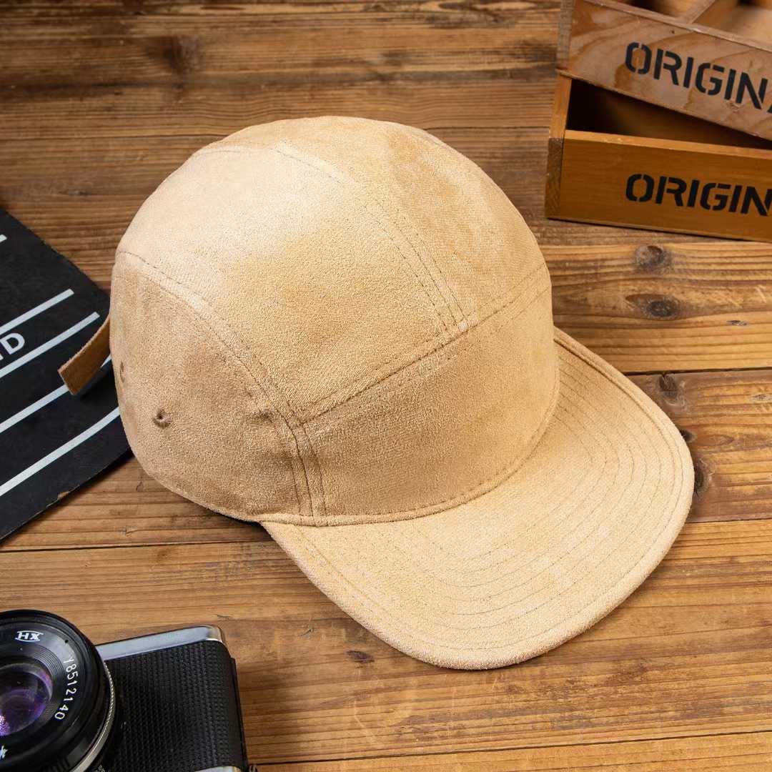 New Men's And Women's Solid-color Soft-top Stylish Casual Short-brim Baseball Caps For Couples To Go Out And Have Fun Together. photo 5