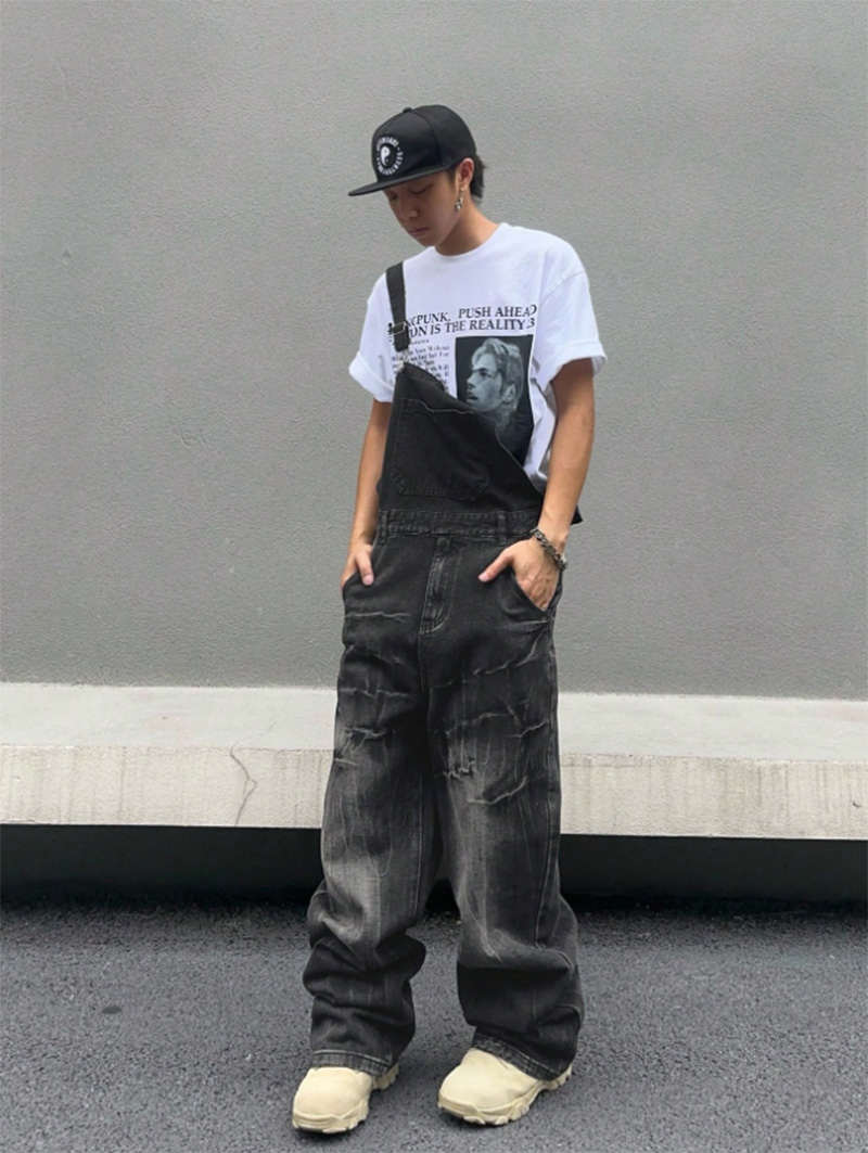 Men Black Denim Overalls Loose Fit Bib Pants Workwear Style Casual Jeans Jumpsuit Wholesale Ready Stock photo 2