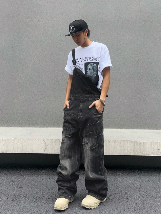 Men Black Denim Overalls Loose Fit Bib Pants Workwear Style Casual Jeans Jumpsuit Wholesale Ready Stock photo 8