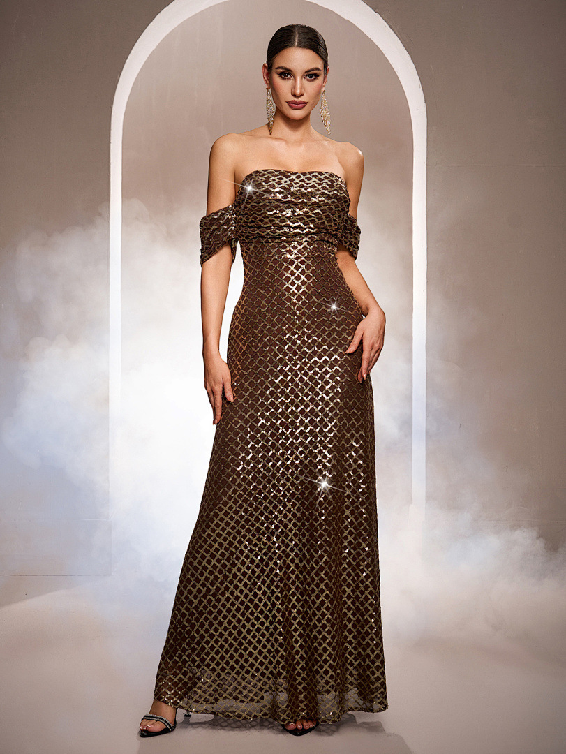 Sleeveless Off-the-shoulder Bodycon Sequined A-line Evening Gown photo 1