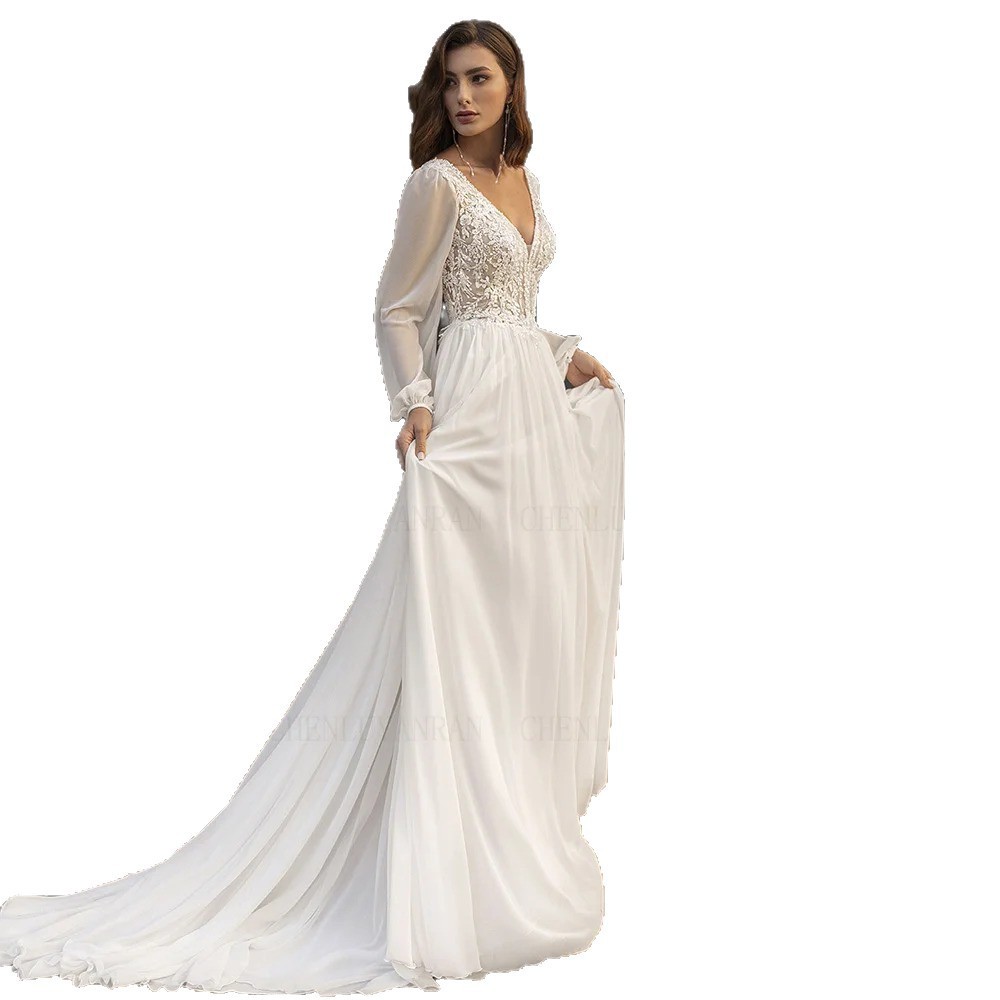 French-style V-neck Long-sleeved Lace Light Wedding Dress photo 6