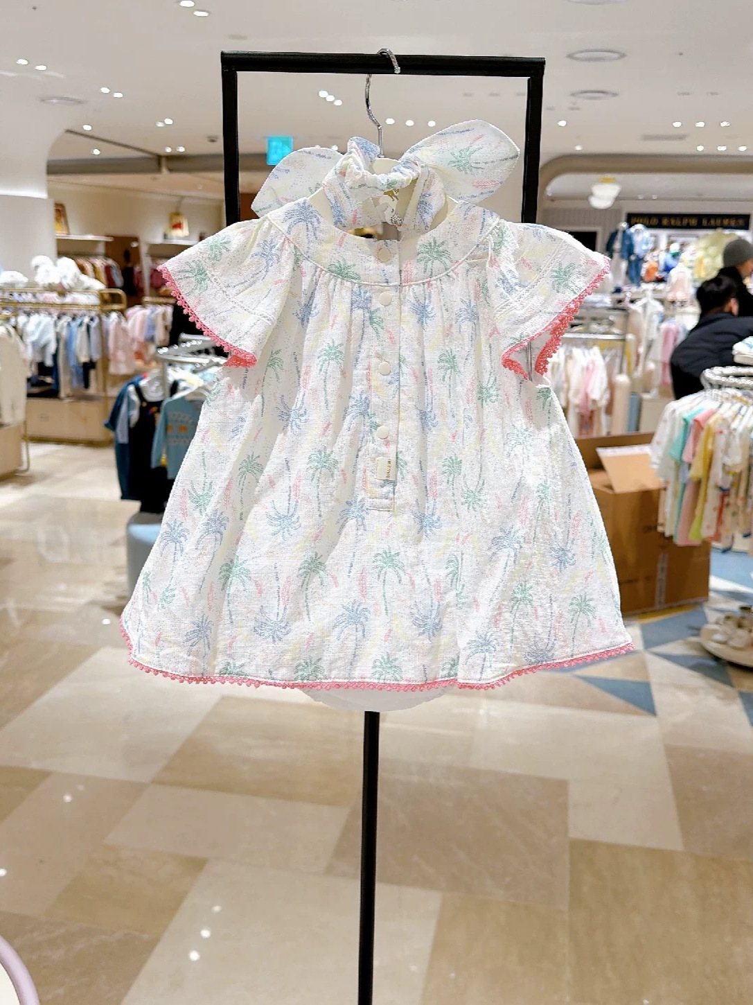 Summer New Arrival Girls' Flutter-sleeve Dress Style photo 4