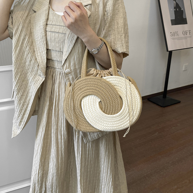 Seaside Vacation-style Straw Woven Womens Shoulder And Crossbody Bag photo 5