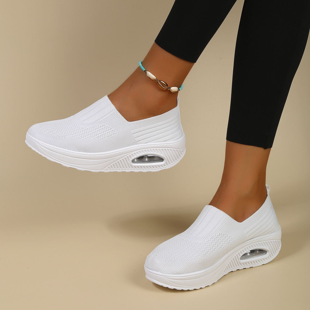 New Women's Leisure Sports Air Cushion Non-slip Flying Woven Women's Shoes photo 3