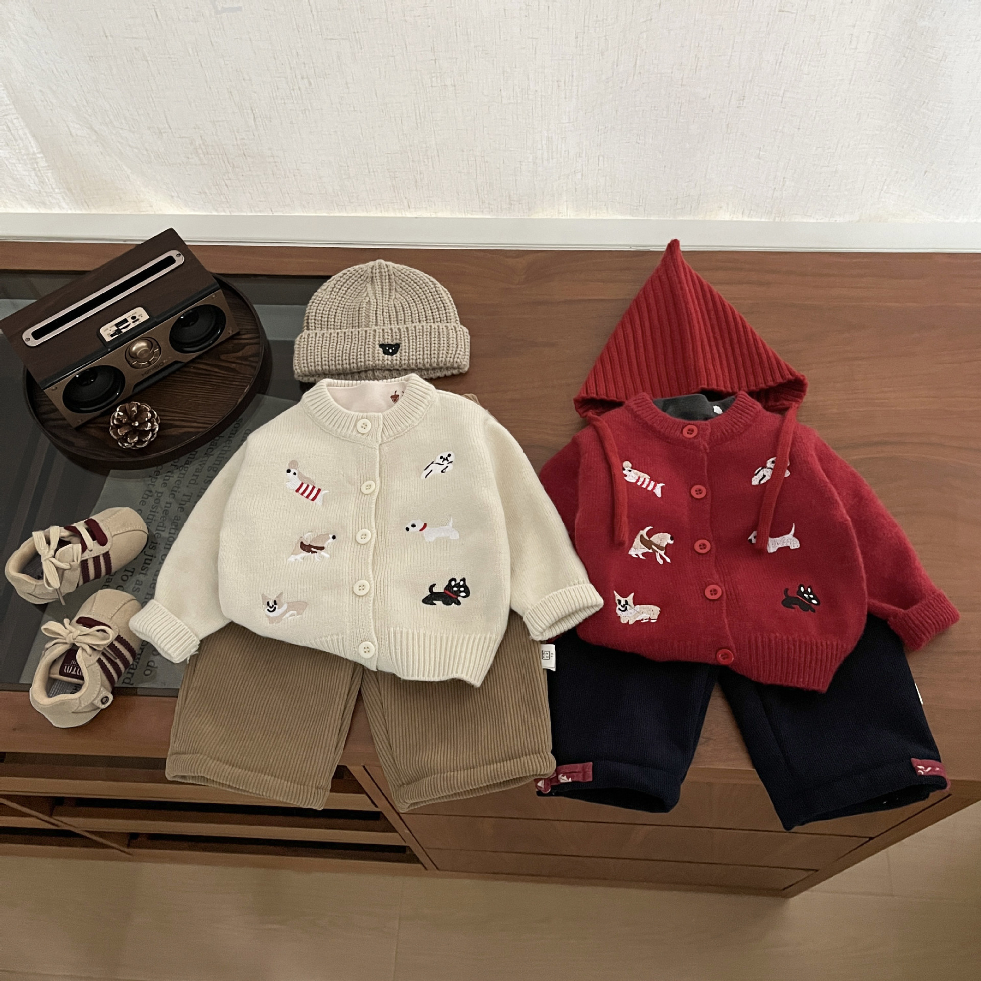 Childrens Embroidered Thickened Knitted Cardigan Romper photo 3