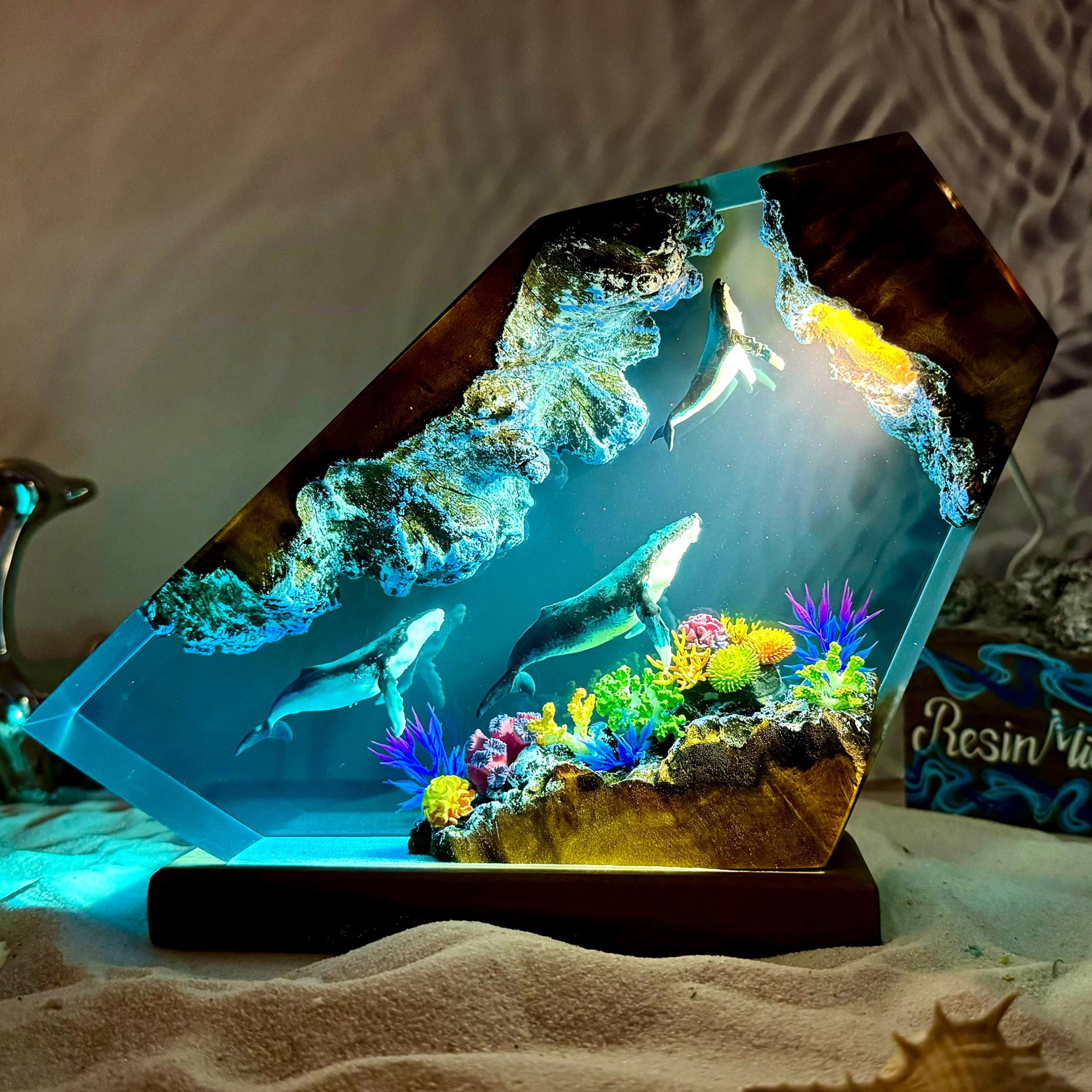 Humpback Whale Resin Wood Lamp Epoxy Resin photo 3
