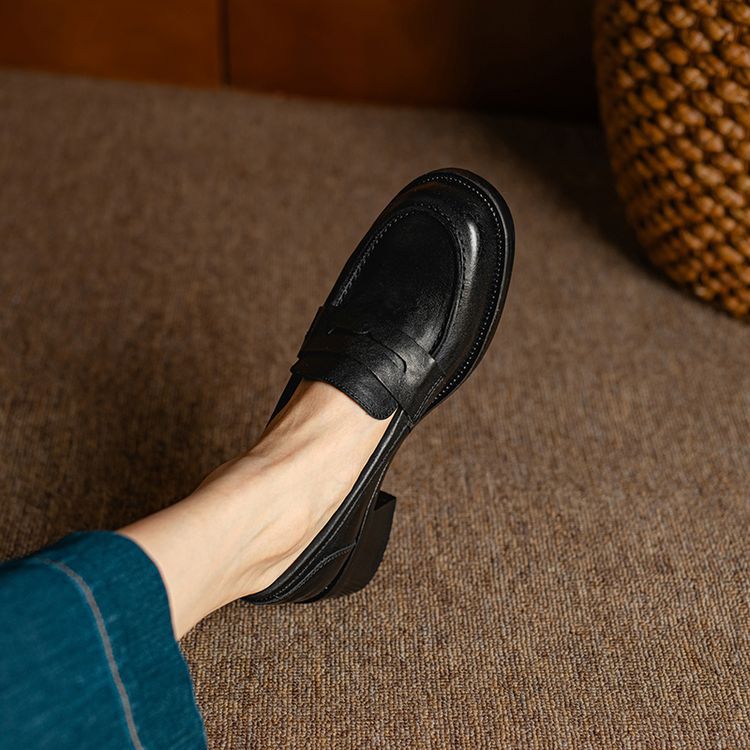 Deep Round-toe Chunky-heel Leather Slip-on Loafers For Women photo 6
