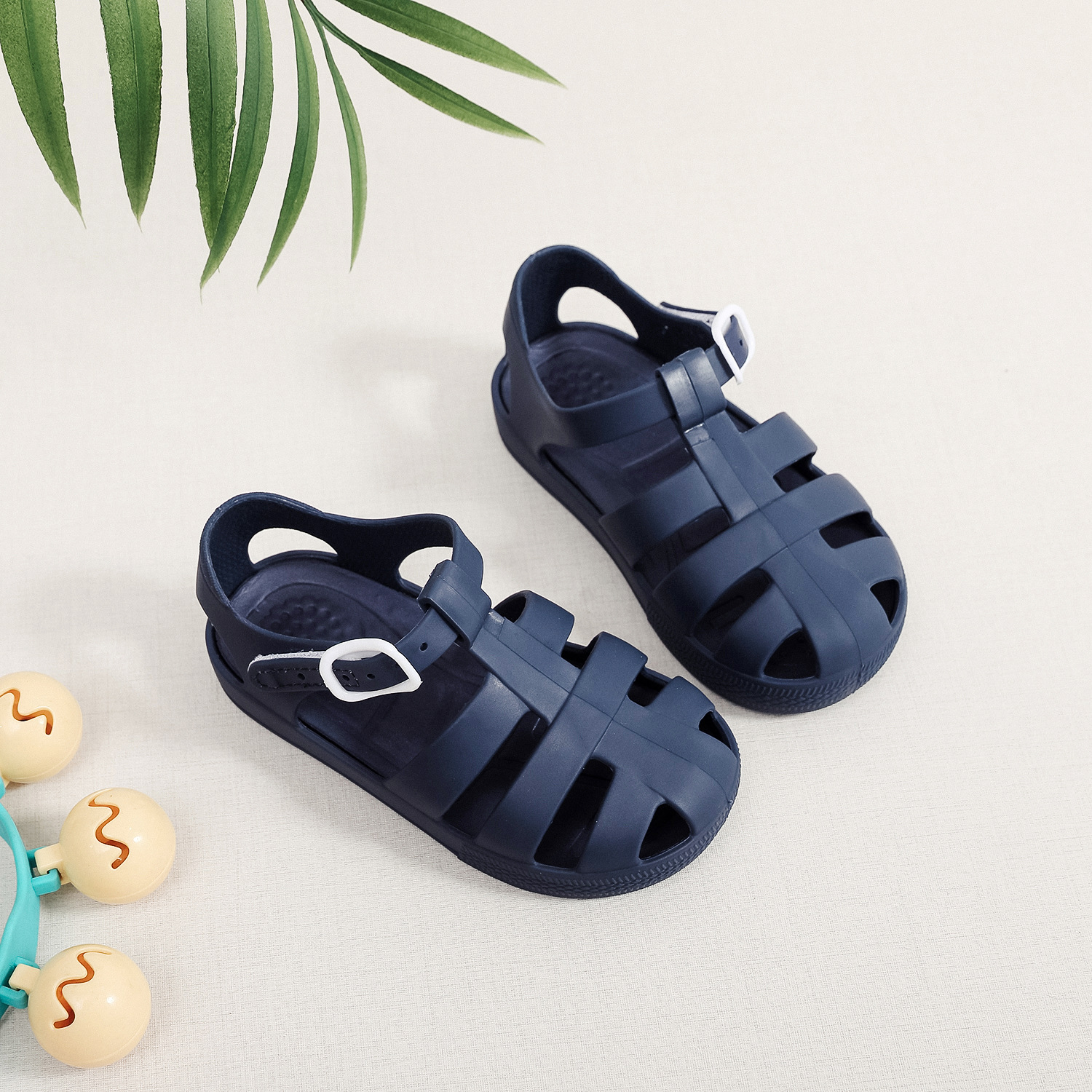 Childrens Velcro-Strap Non-Slip Waterproof Beach Shoes photo 7