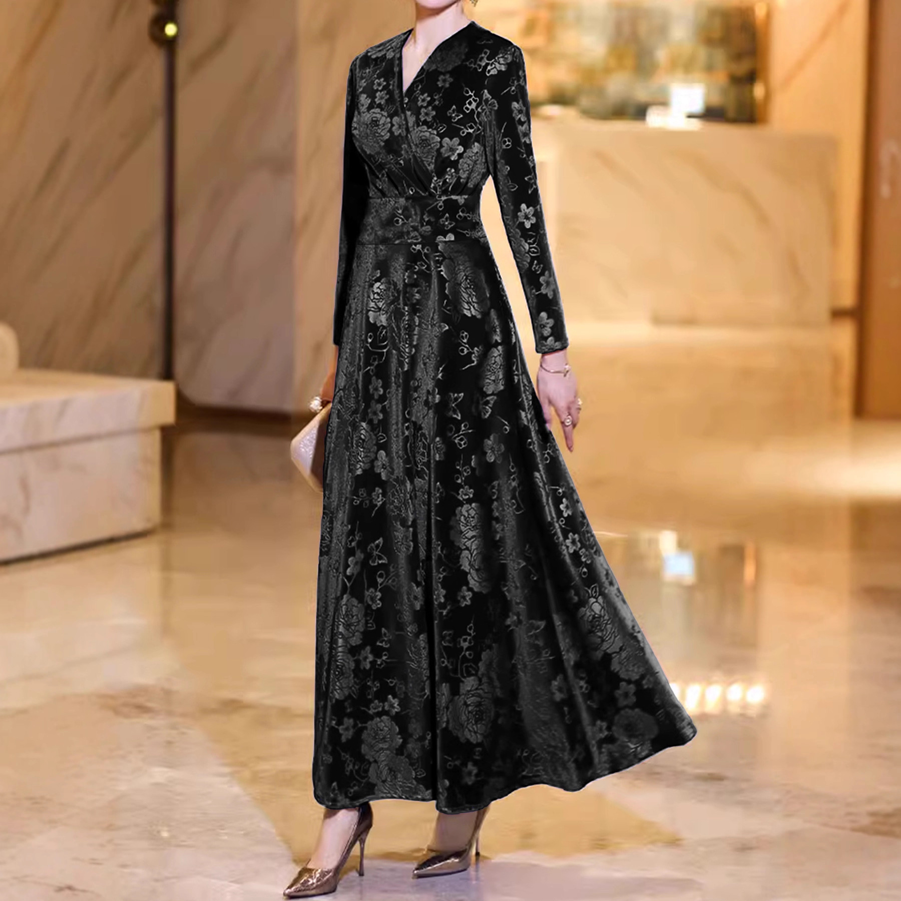 Womens High-end French-style Velvet Dress photo 2