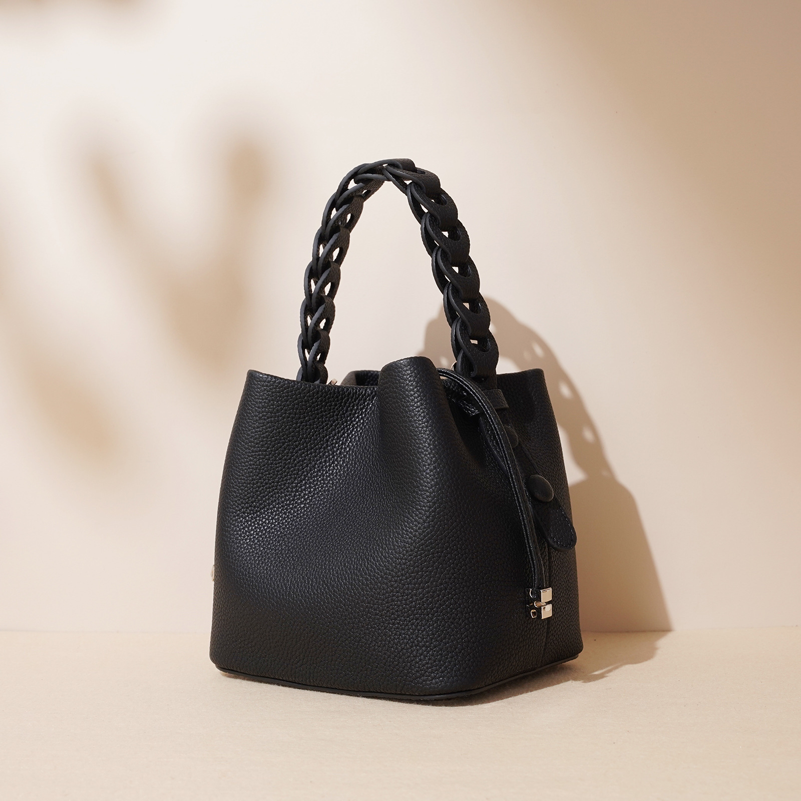 Summer New Arrival Top-grain Leather Bucket Bag photo 7