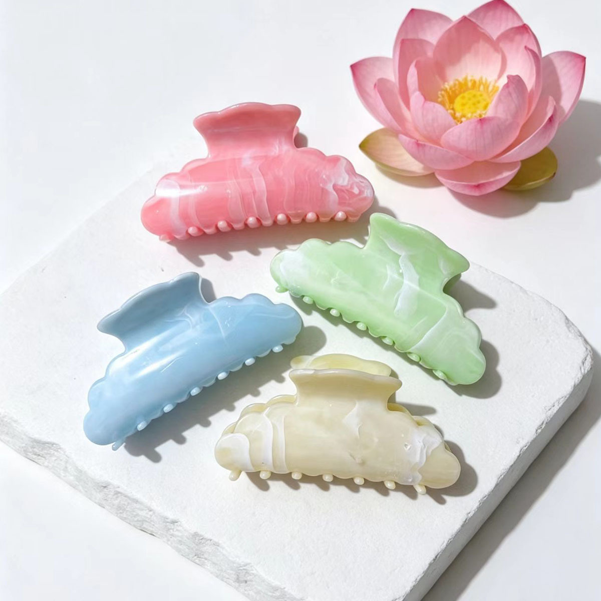 Marble-textured Streamlined Sweet Hair Clip For Women photo 6