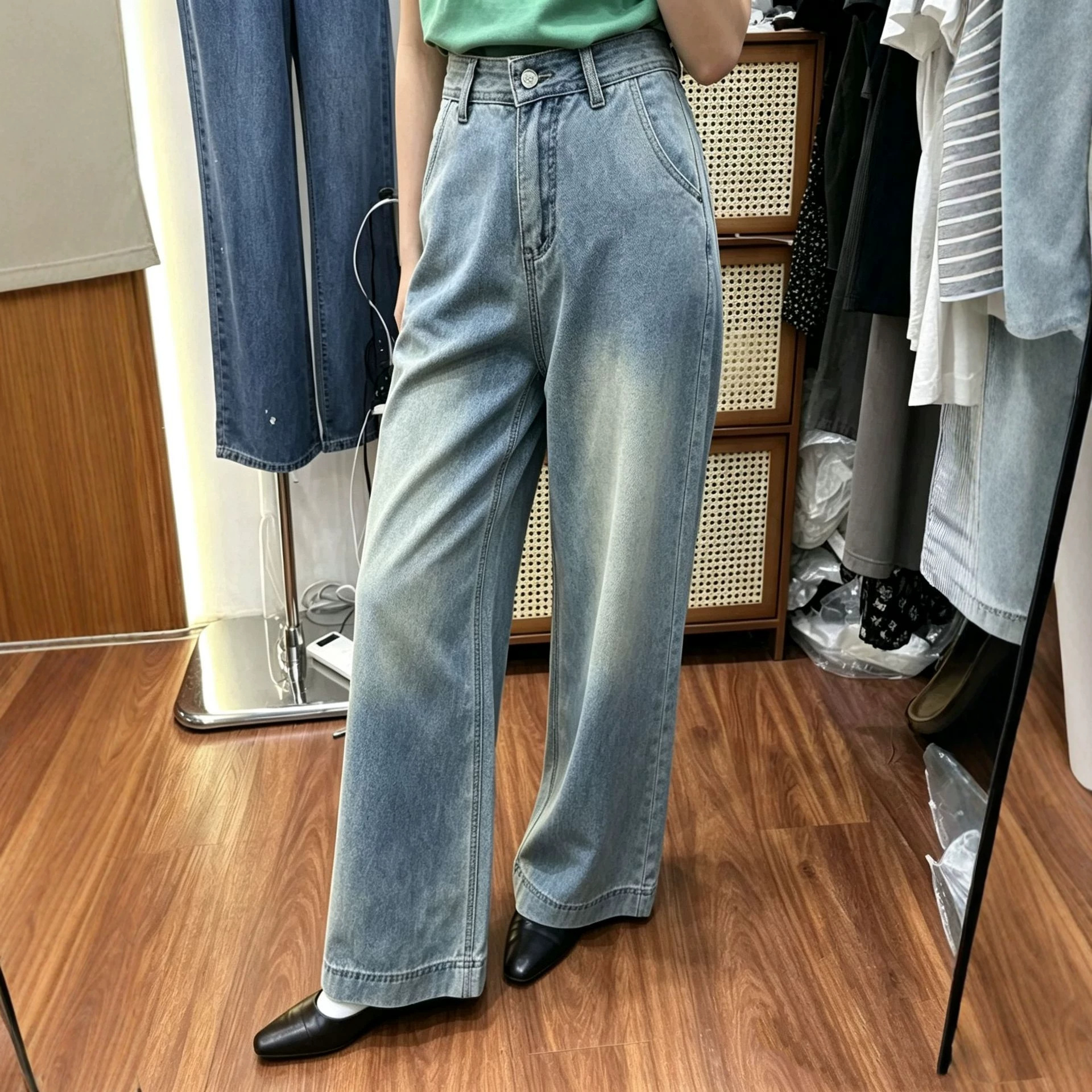 Women's Washed Blue Wide-Leg Denim Pants photo 6