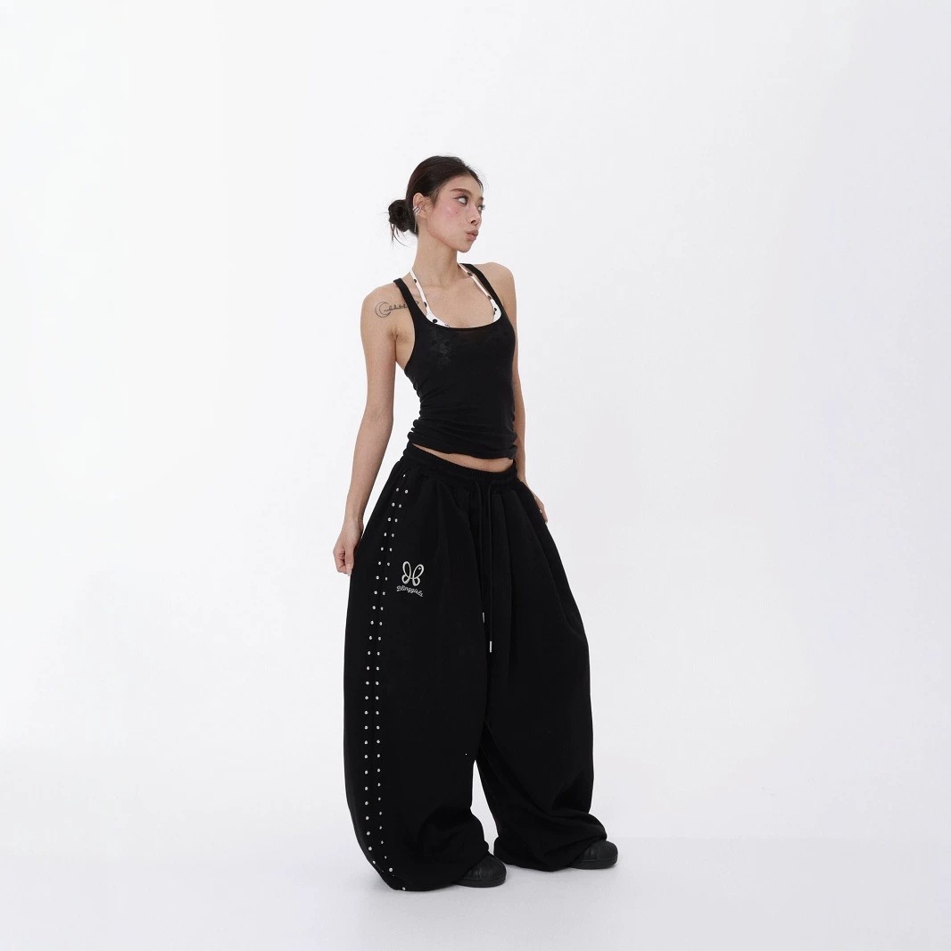 American-style Studded Embroidery Sweatpants photo 8