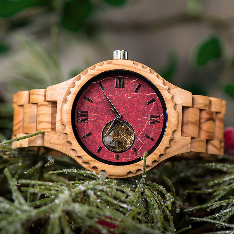 Mens And Womens Minimalist Wooden Watches photo 1