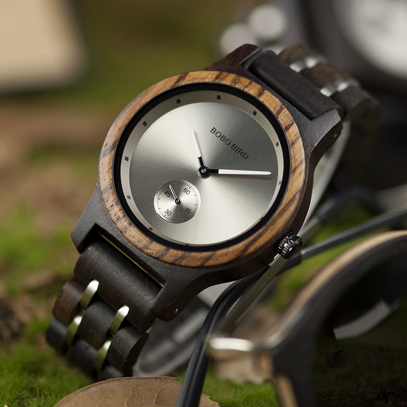 Q18 Classic Analog Quartz Watch photo 3