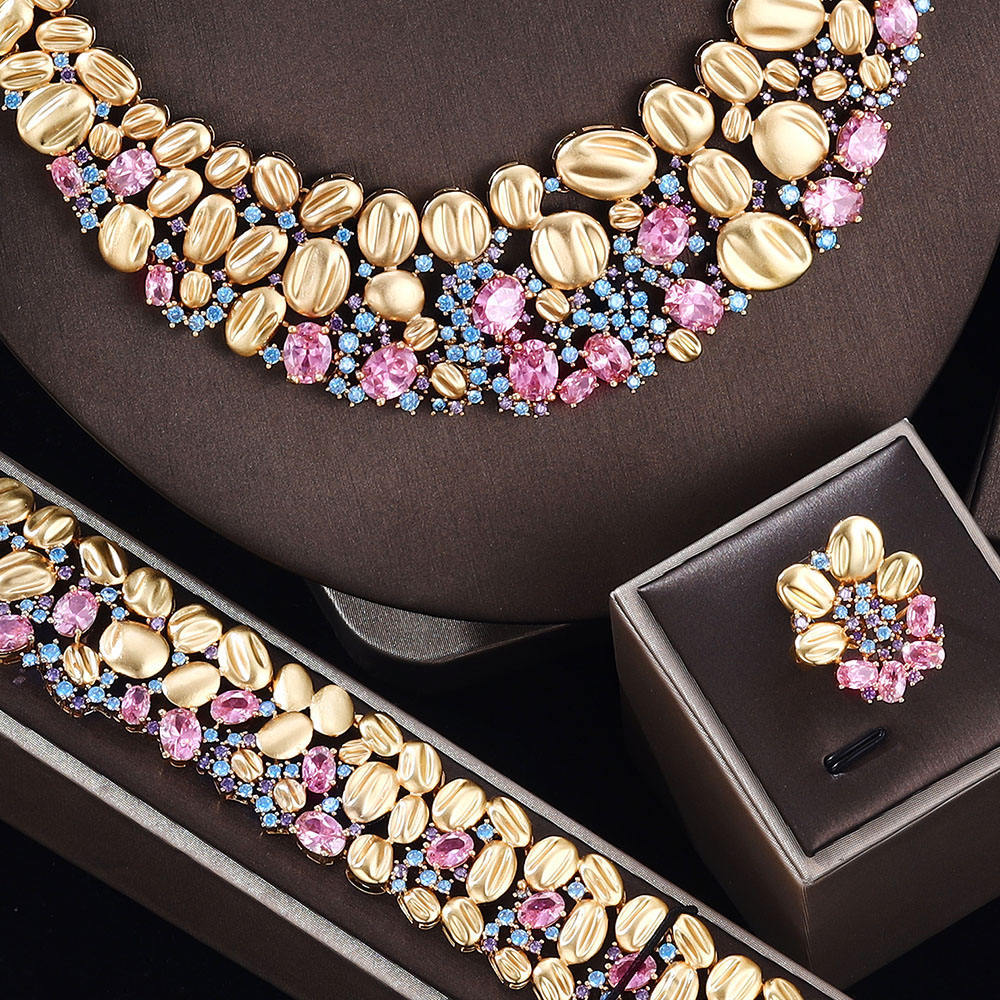 Exaggerated Necklace And Earring Wedding Set, Luxurious And Fashionable photo 5