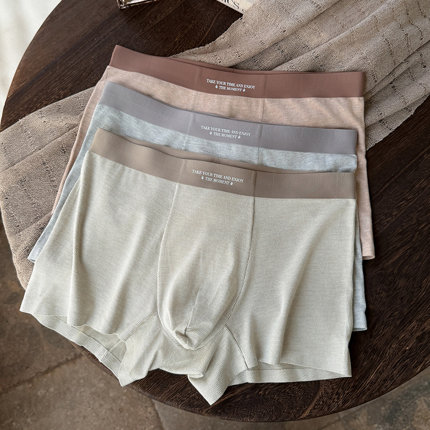 Autumn And Winter Fine Warm Velvet Brushed Warm Underwear For Men photo 1