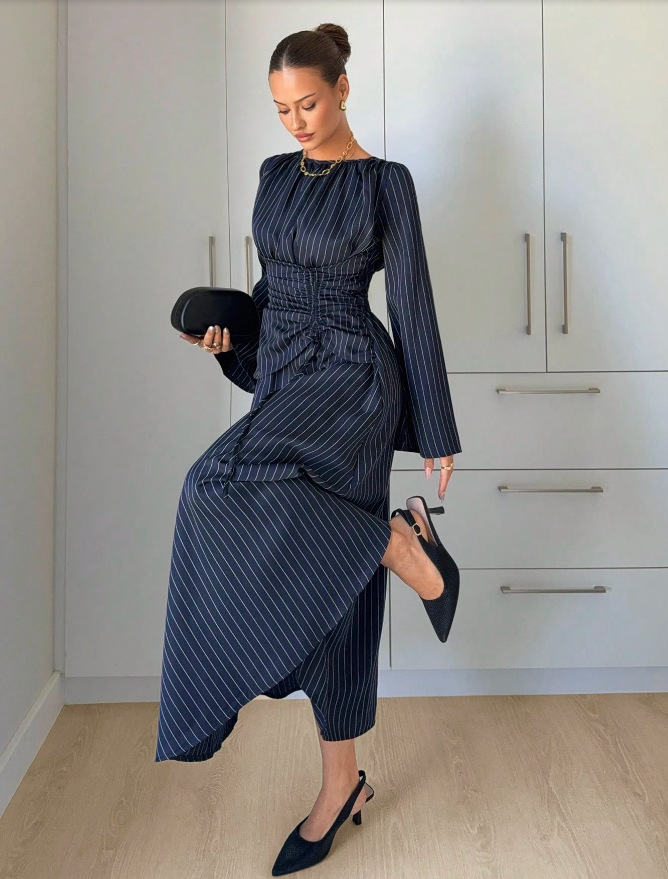 Long-sleeve Crew-neck Dress With Vertical Stripes photo 2