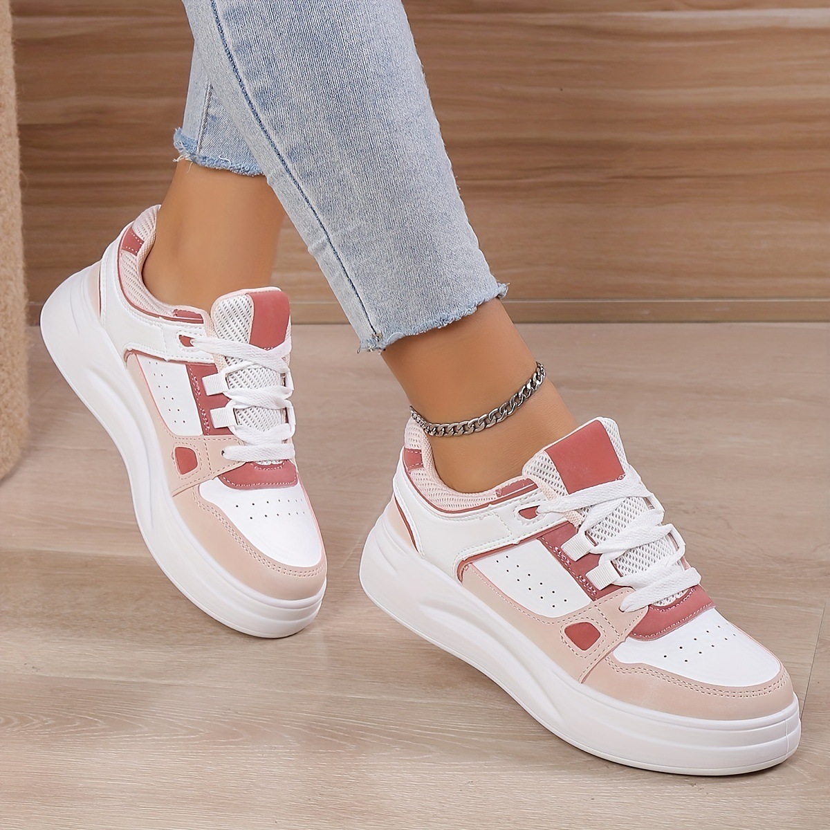 Thick Bottom Show Feet Small Sports Leisure Sneaker photo 3