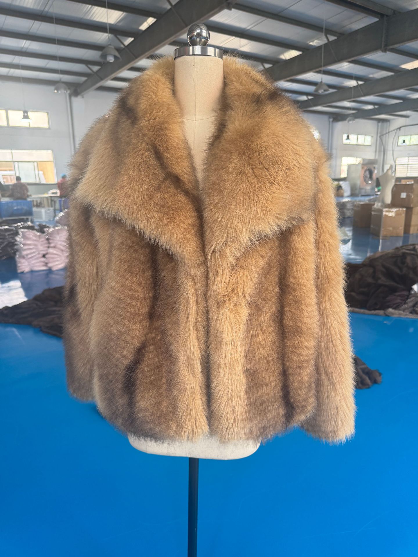 Women's Large Lapel Color-block Plush Jacket photo 6