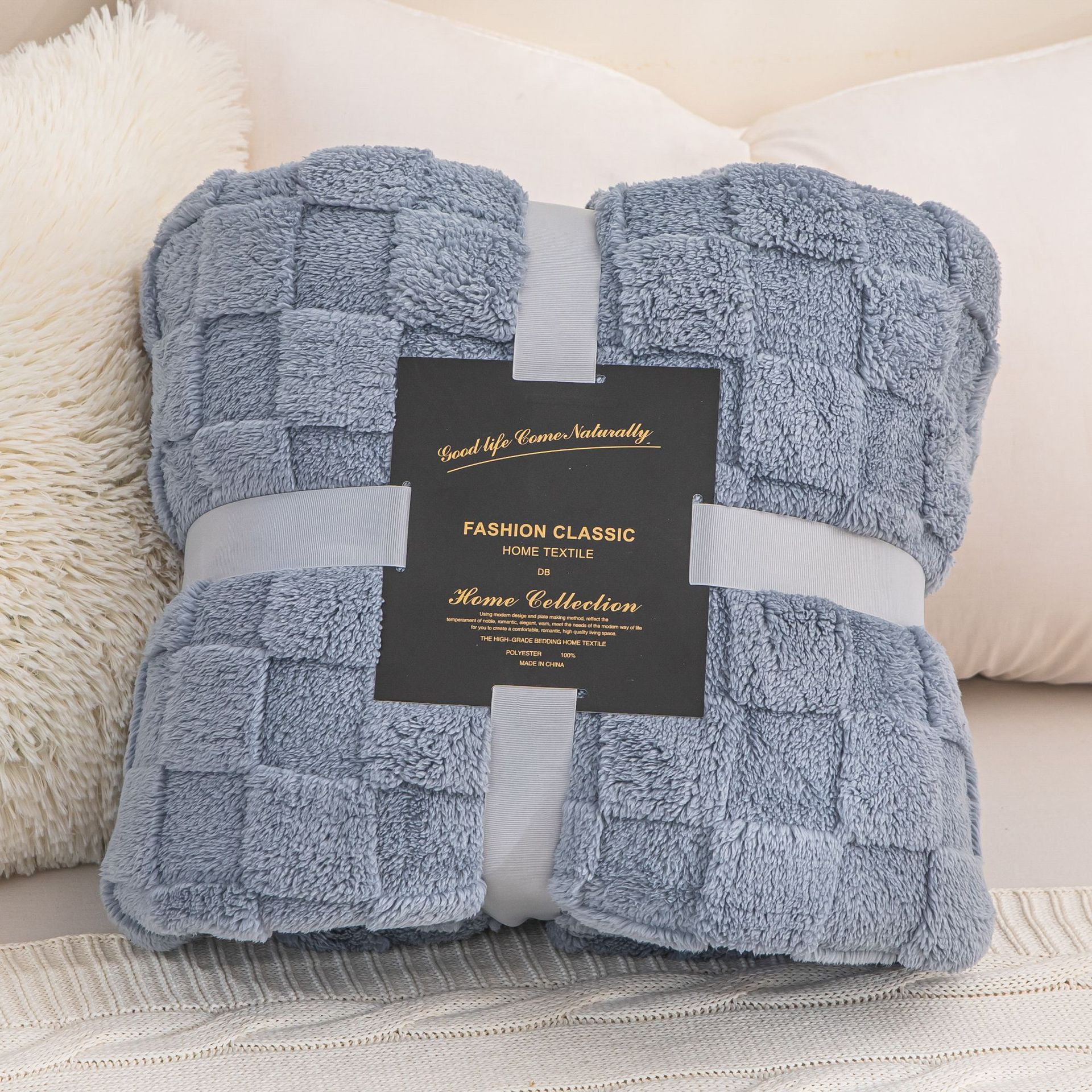 Thickened Taffeta-plaid Nap Coral Fleece Blanket photo 5