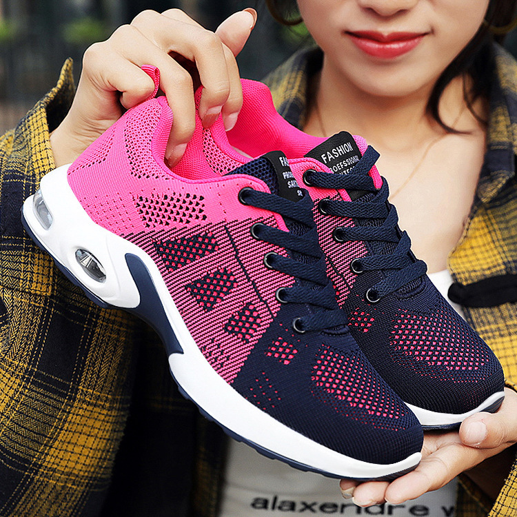 Womens Flyknit Mesh Shoes In Plus Sizes Comfortable Running Shoes photo 3