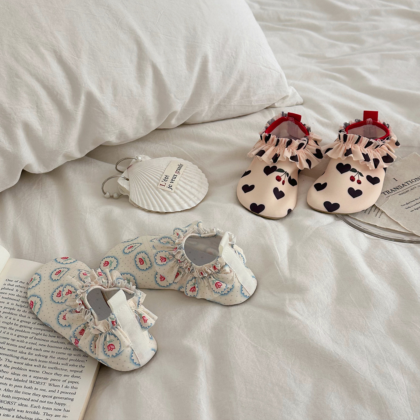New Childrens Beach Shoes Non-slip For Water Parks photo 5