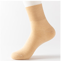 Women's Non-constricting Solid-color Mid-calf Socks photo 5