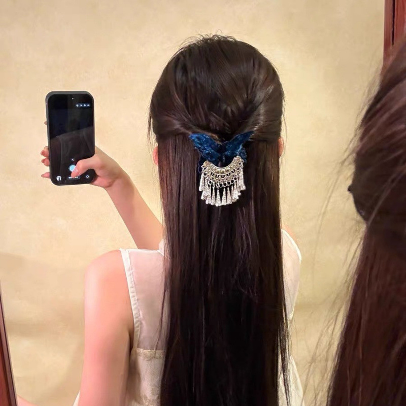 Vintage Blue Butterfly-embroidered Silver-bell Tassel Hair Clip photo 2