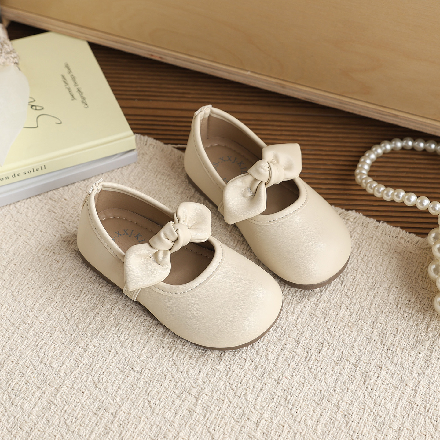 Cute Bow-knot Princess Shoes Soft-soled Performance Shoes photo 4